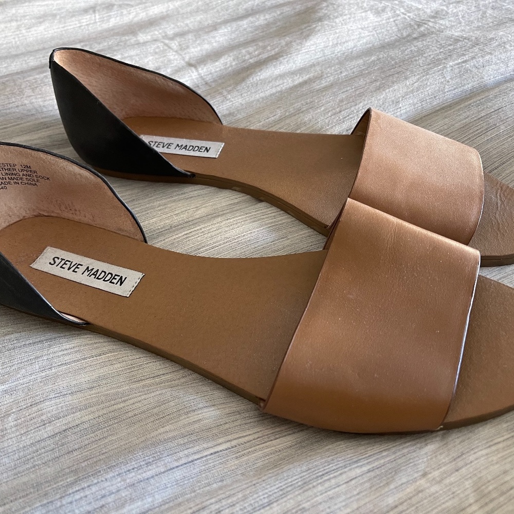 EUC Steve Madden Sidestep Sandal